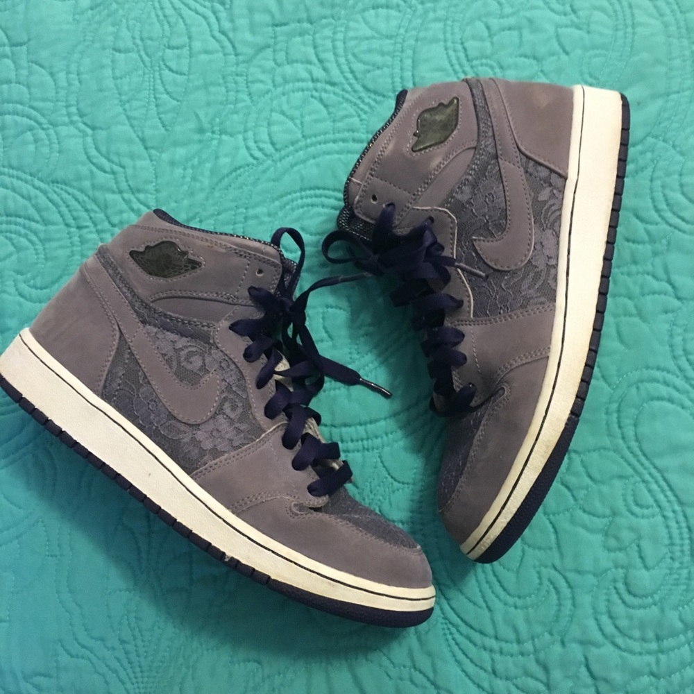 Purple Lace Air Jordan Retro Sneakers (Size 8.5)